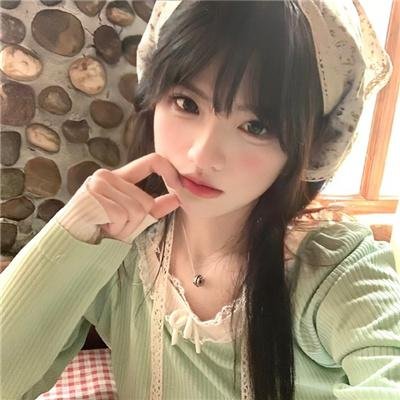 女机械人